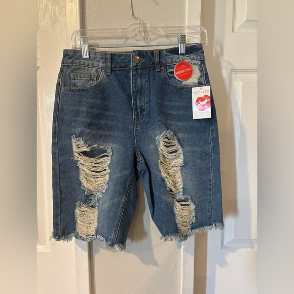 Hot Kiss Jean Shorts size 7 - Picture 1 of 5